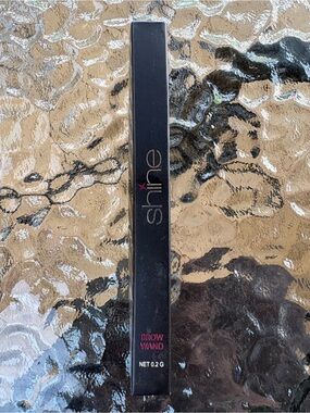 Brow Wand in Black -